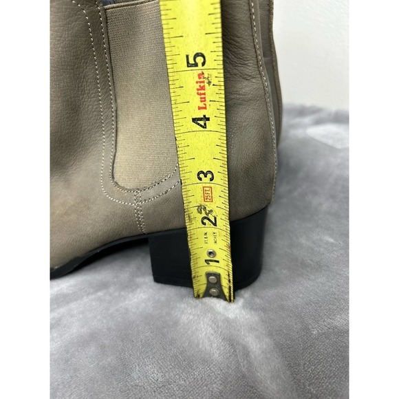 Seychelles In a Trance Taupe Nubuck Booties 7.5 - Picture 11 of 11